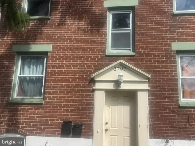 W 4th St, Wilmington