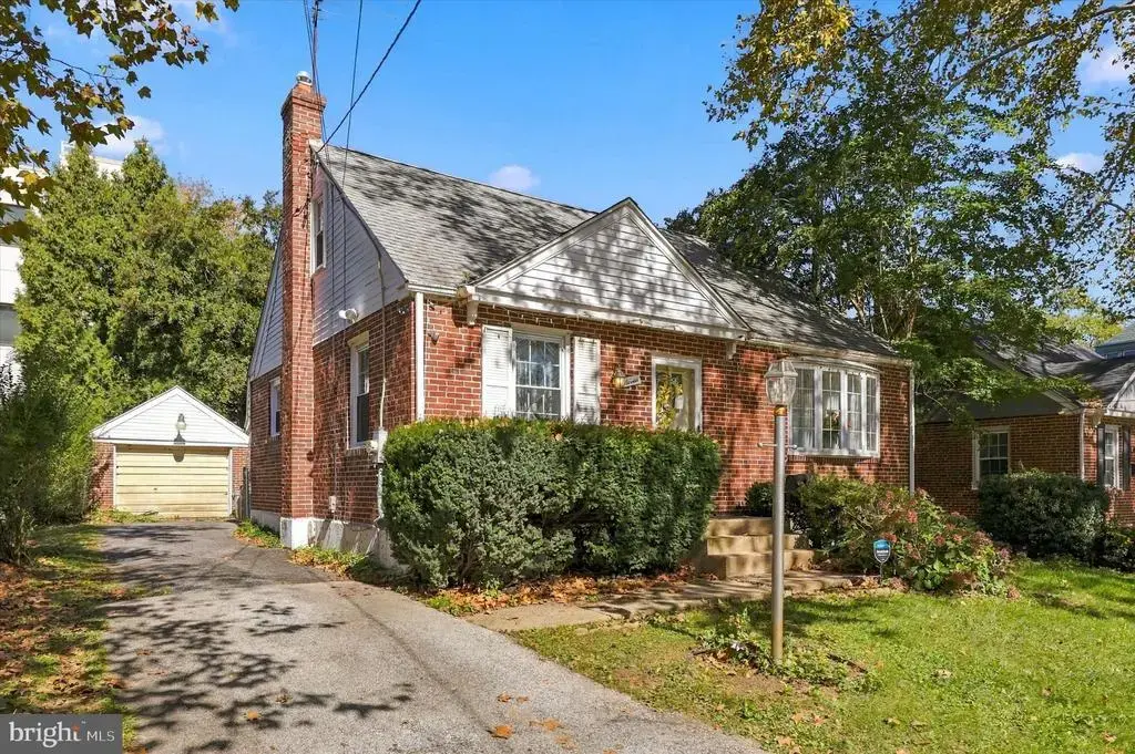 7 Golf Rd, DARBY