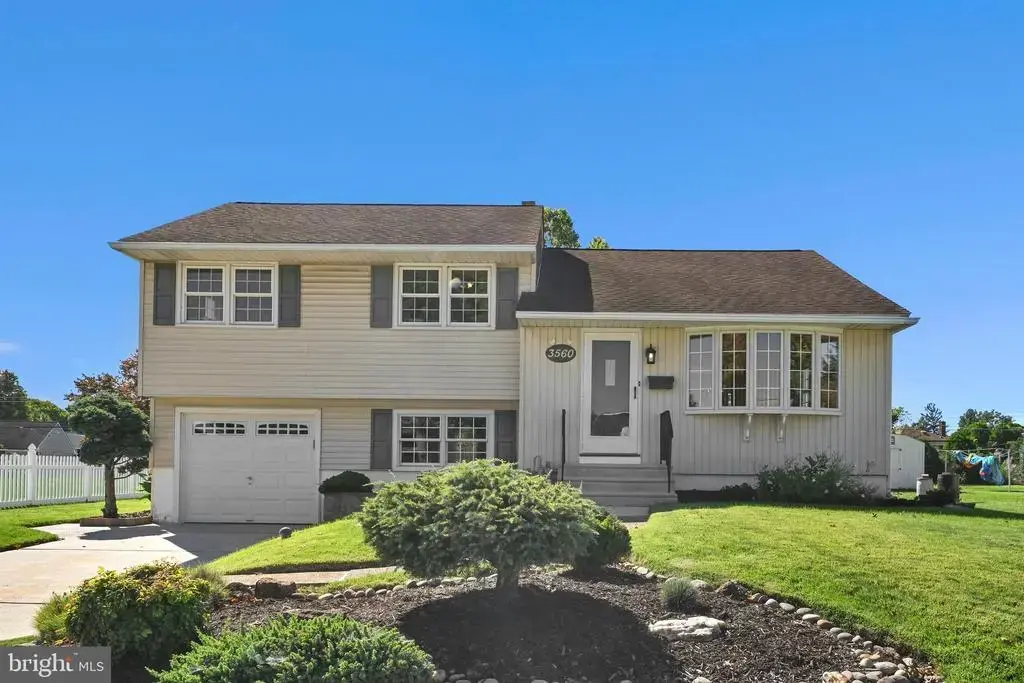 3560 Swiftwater Ln, BROOKHAVEN