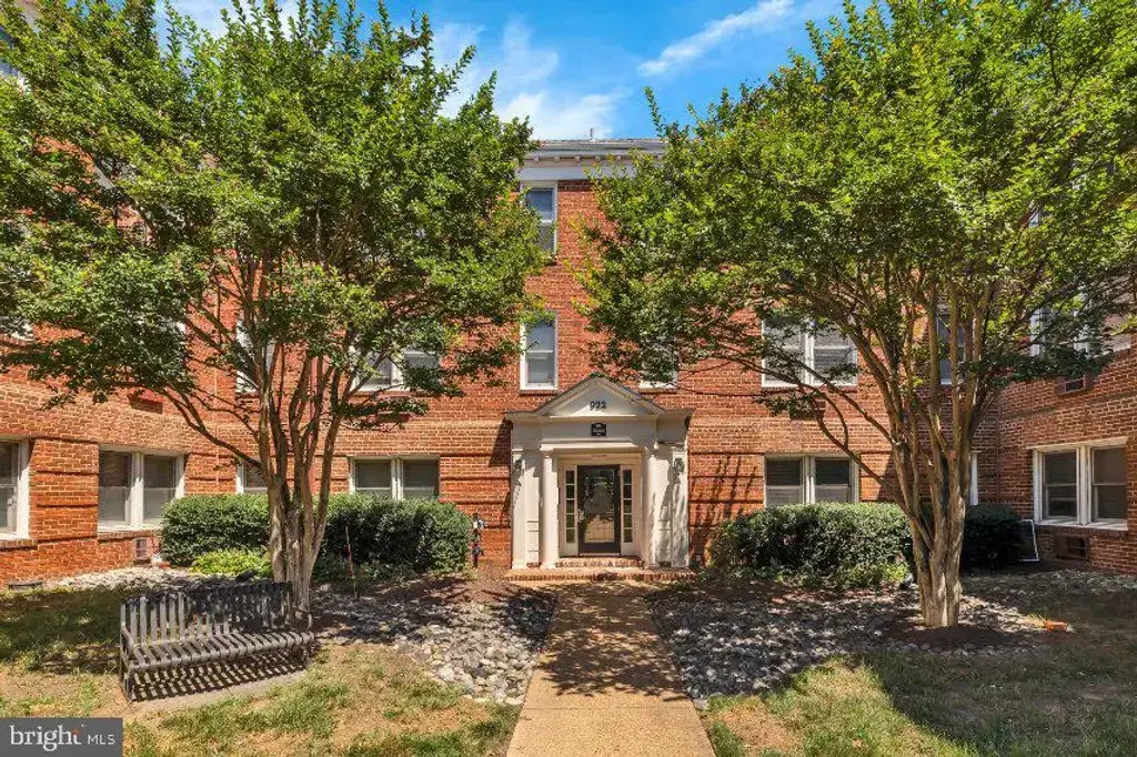 922 S Washington St #312, ALEXANDRIA