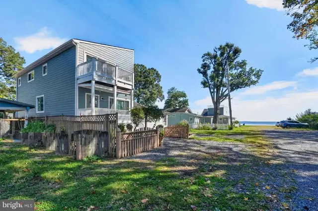 804 Beach Ave, North Beach