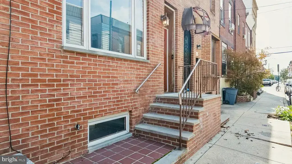 2141 S Hicks St, PHILADELPHIA