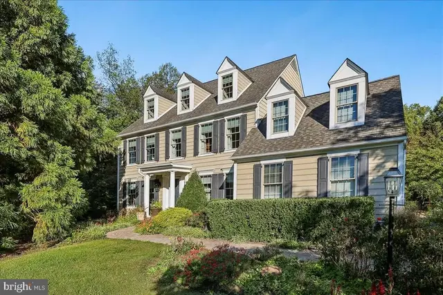 260 W Pasadena Rd, Millersville