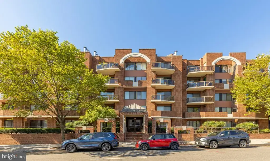 2320 Wisconsin Ave Nw #310, WASHINGTON