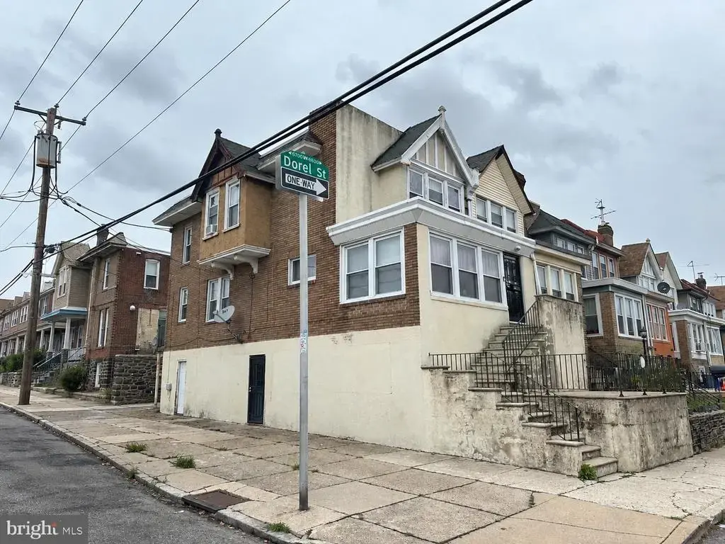 6651 Dorel St, PHILADELPHIA