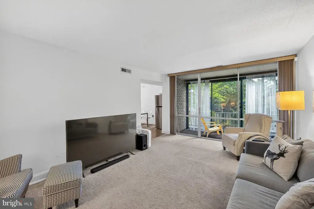 8695 Greenbelt Rd #201, GREENBELT