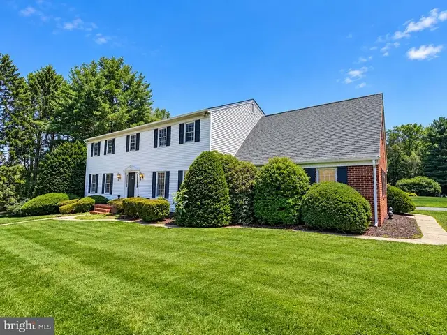 3329 Hazelwood Dr, Fallston