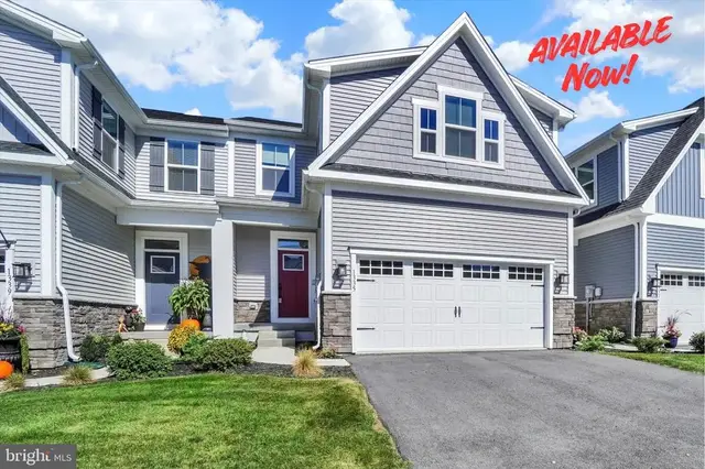 1335 Ben Hogan Way, York