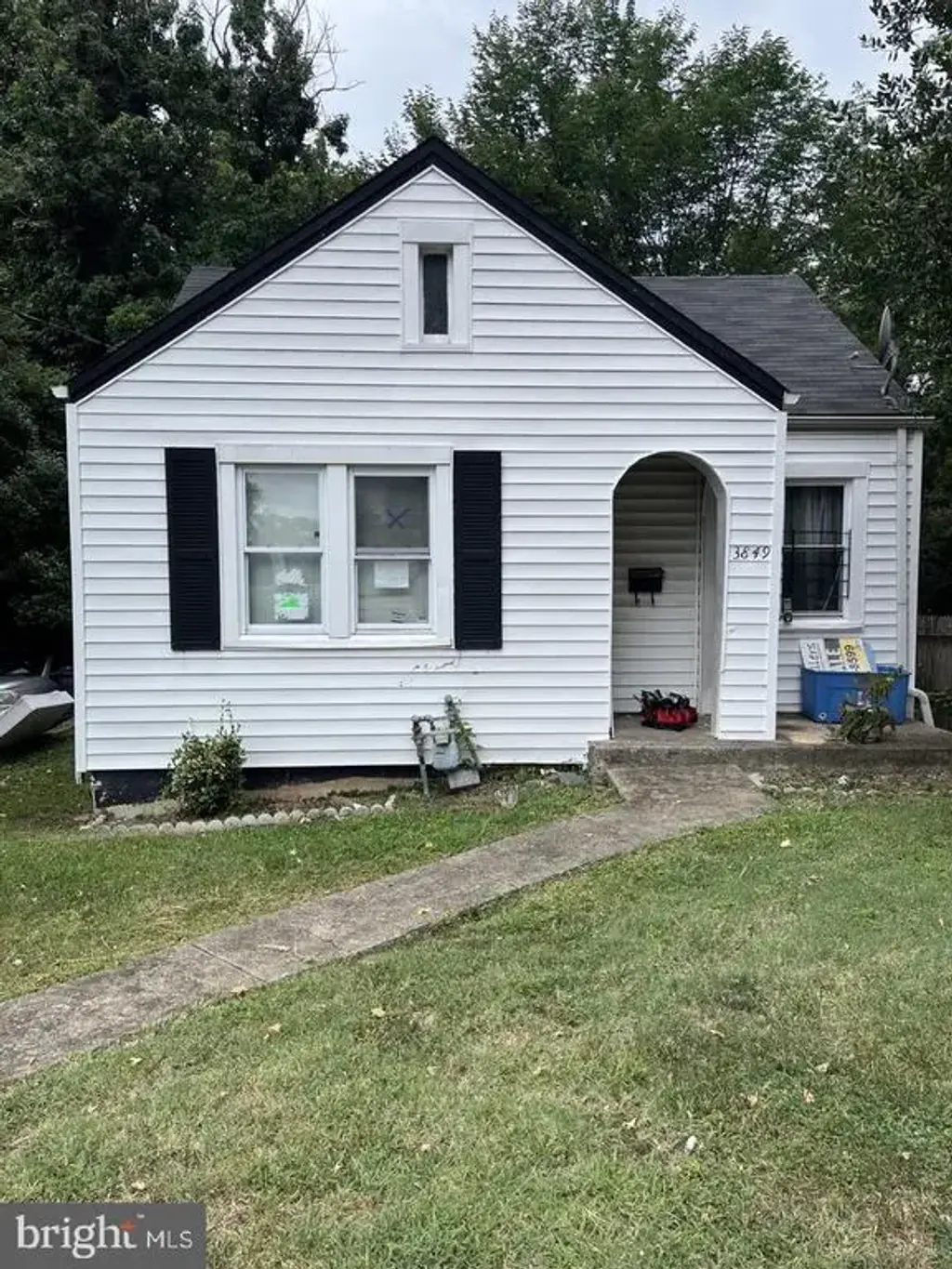 3849 Halley Ter Se, WASHINGTON