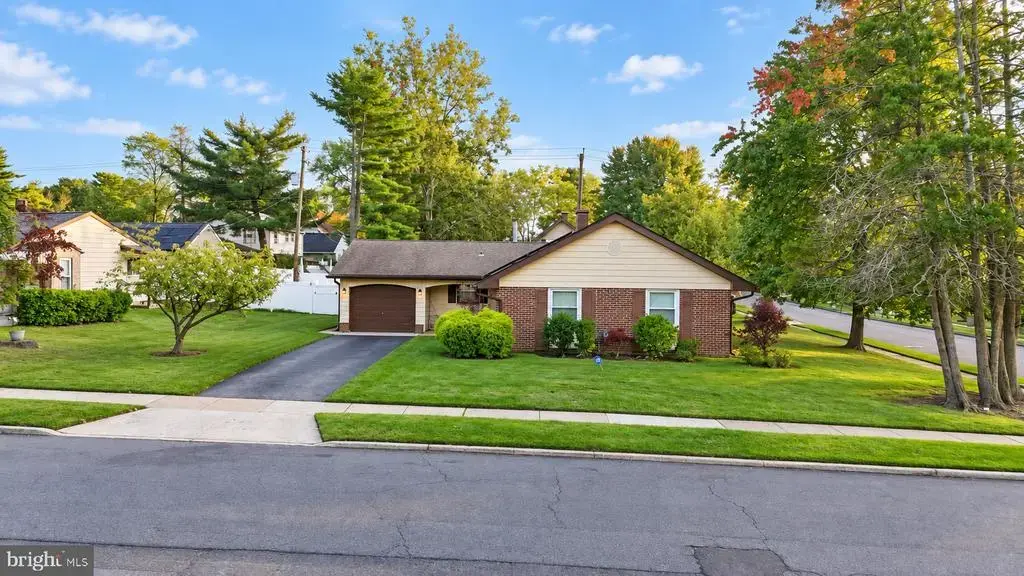 230 Pageant Ln, WILLINGBORO