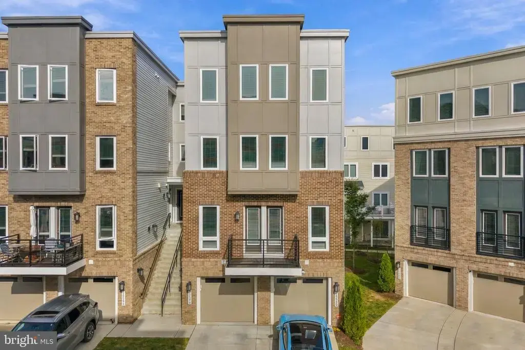 15588 Grade Line Pl, WOODBRIDGE