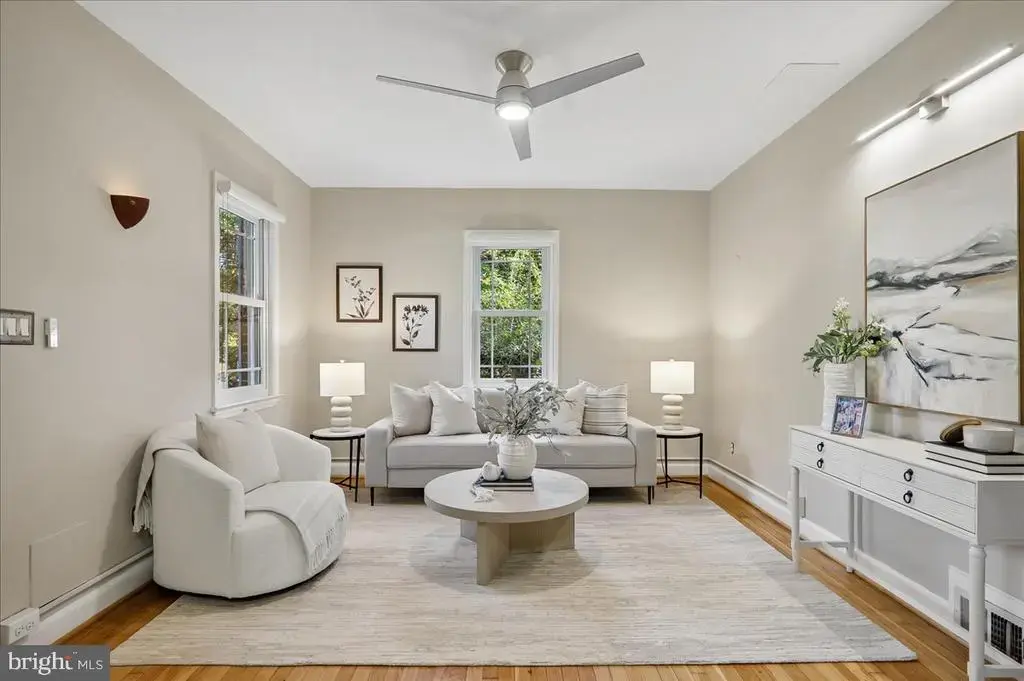 905 Erie Ave, TAKOMA PARK