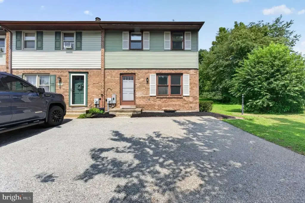 4800 Plum Run Ct, WILMINGTON