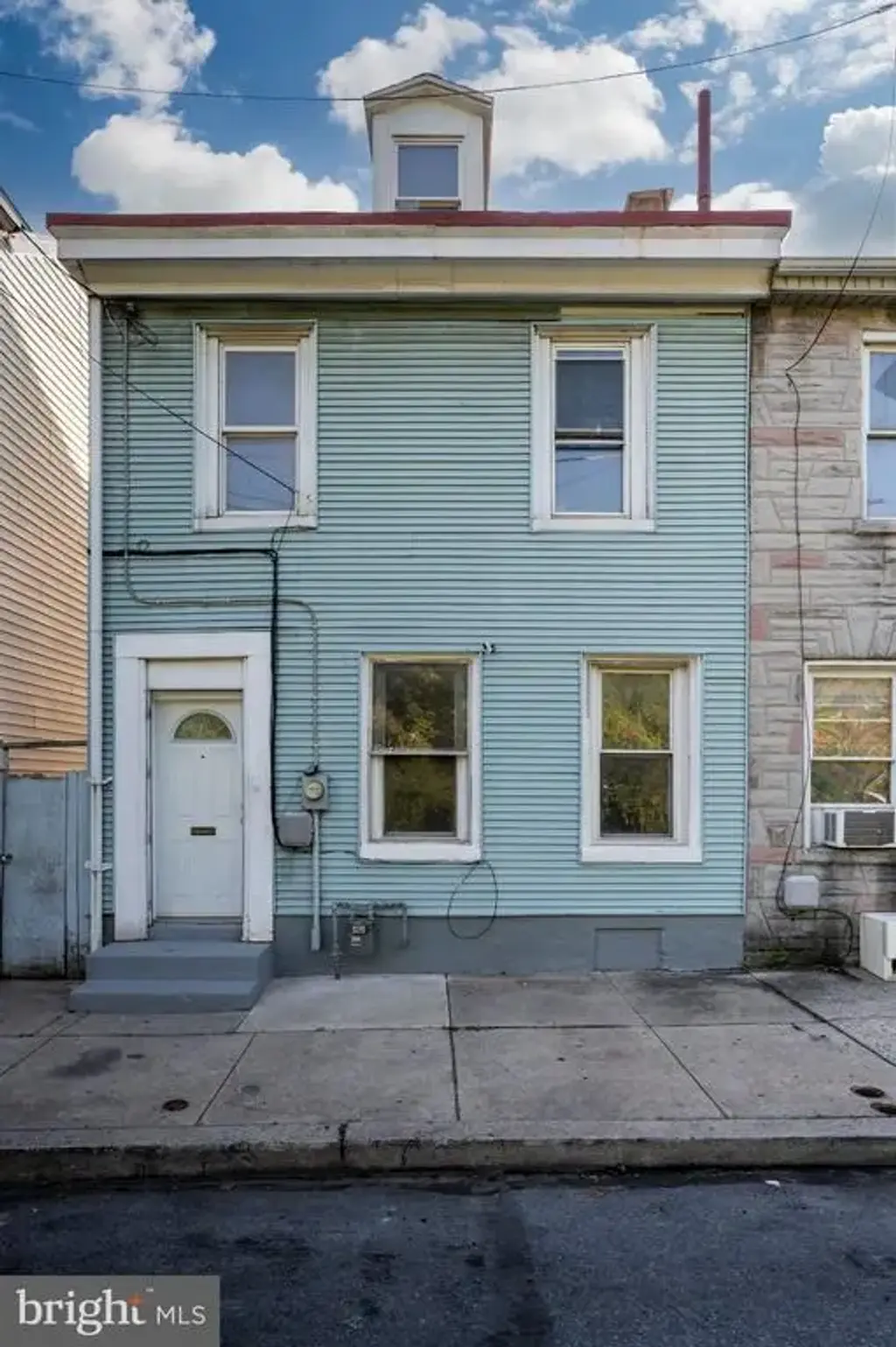 44 Neversink St, READING