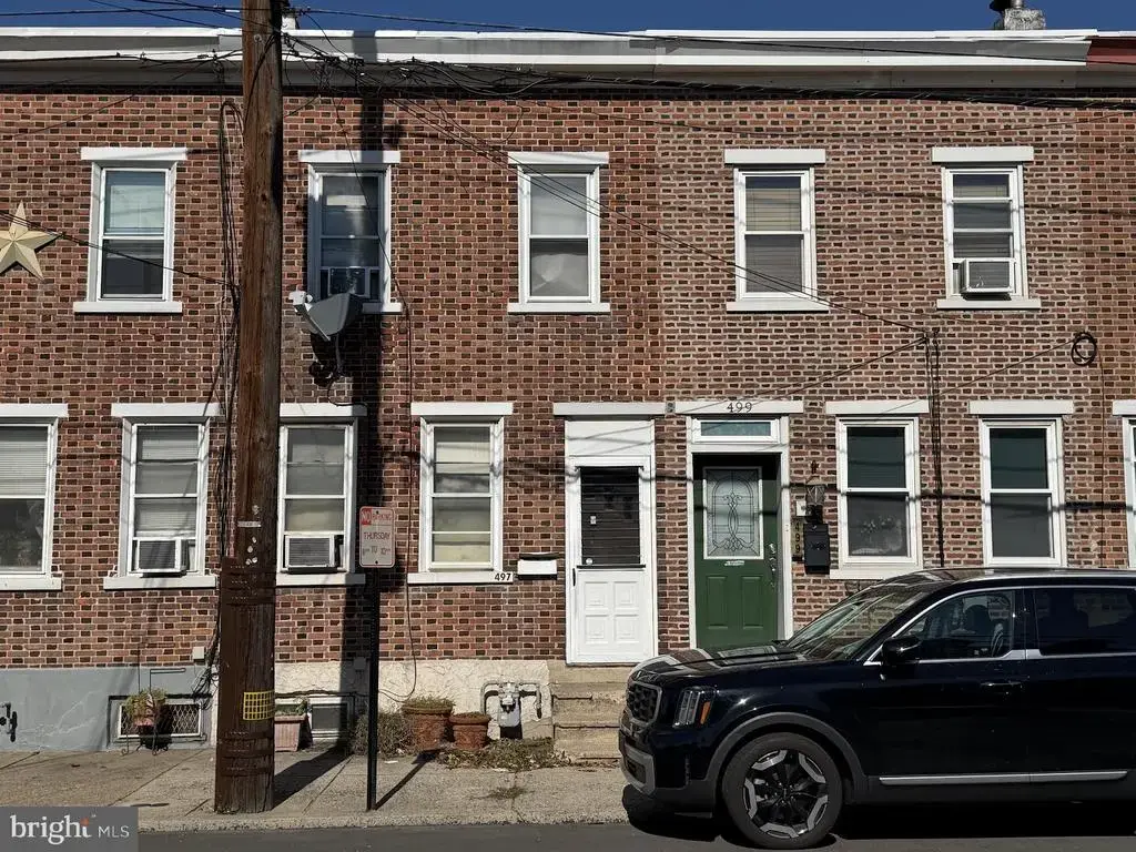 497 Pond St, BRISTOL