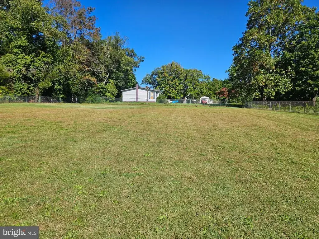 1102 W Park Ave, VINELAND