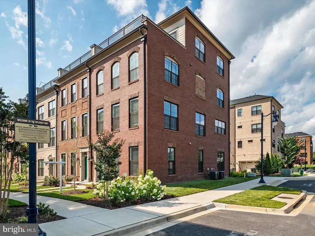 627 Halsey Way, OXON HILL