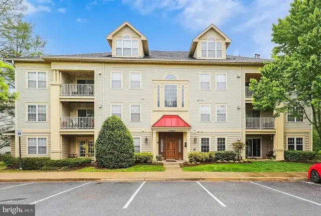 11808 Eton Manor Dr #204, Germantown