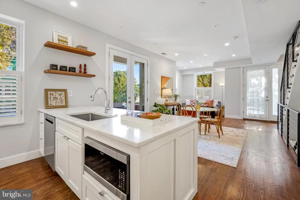 522 G St Ne, WASHINGTON