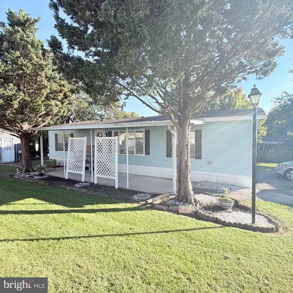 59 Meadowview Dr, DOVER
