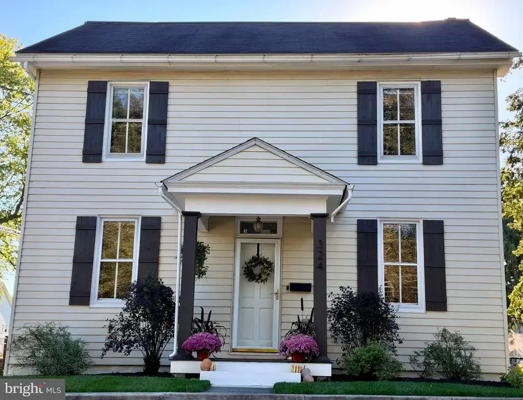 324 S Market Ave, MOUNT JOY