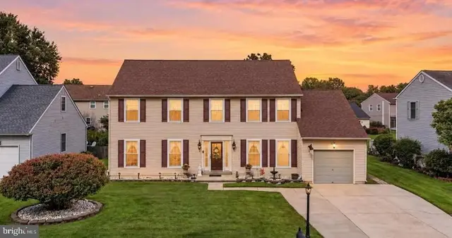 7 Sumac Ct, Newark