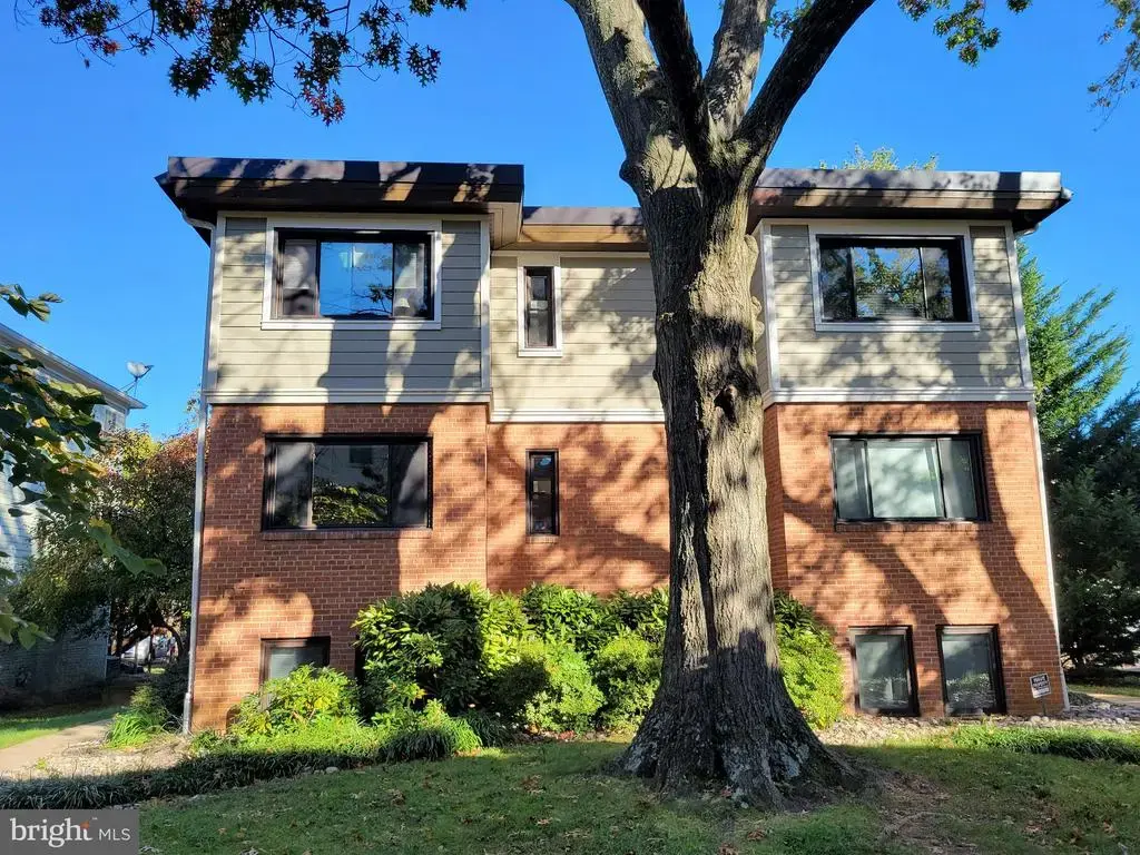 1127 N Stuart St N #4, ARLINGTON