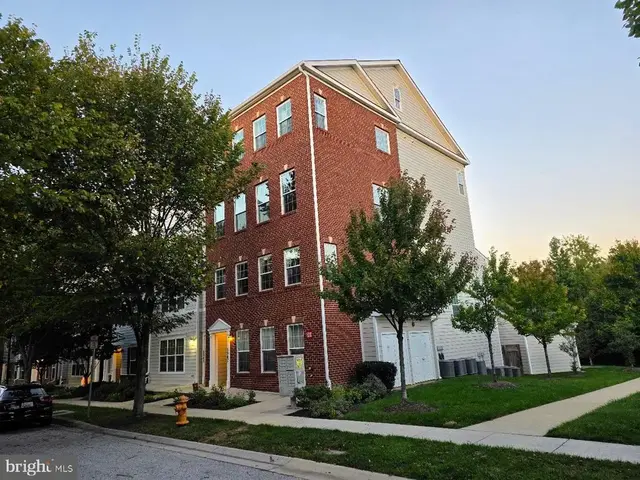 5947-2 Logans Way #40, Ellicott City
