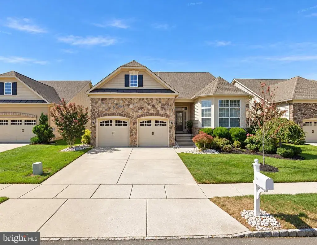 6 Copley Cir, WEST BERLIN