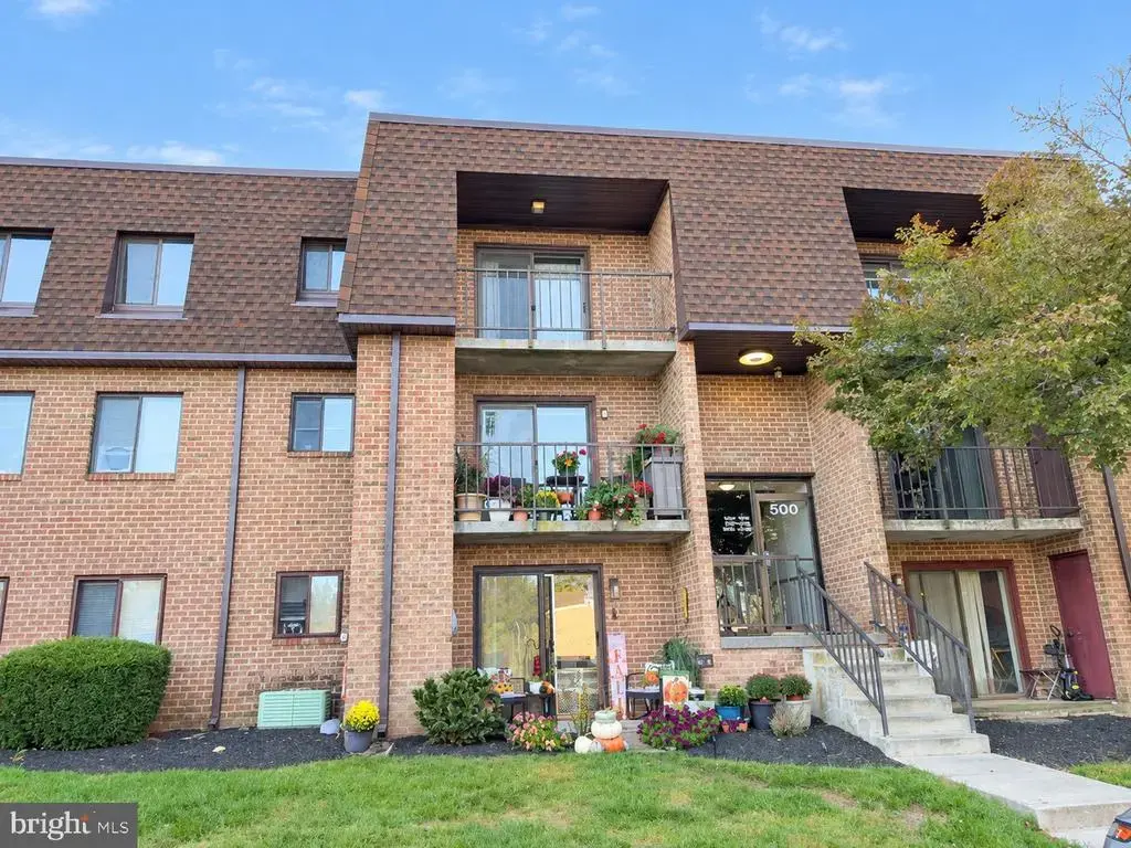 524 Valley Dr #524, WEST CHESTER