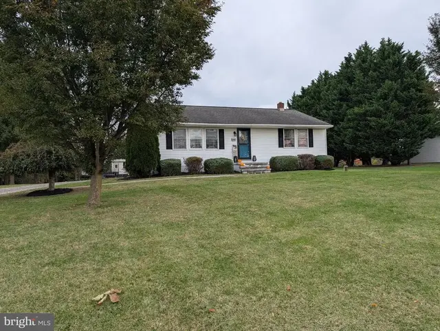 690 Georgetown Rd, Littlestown