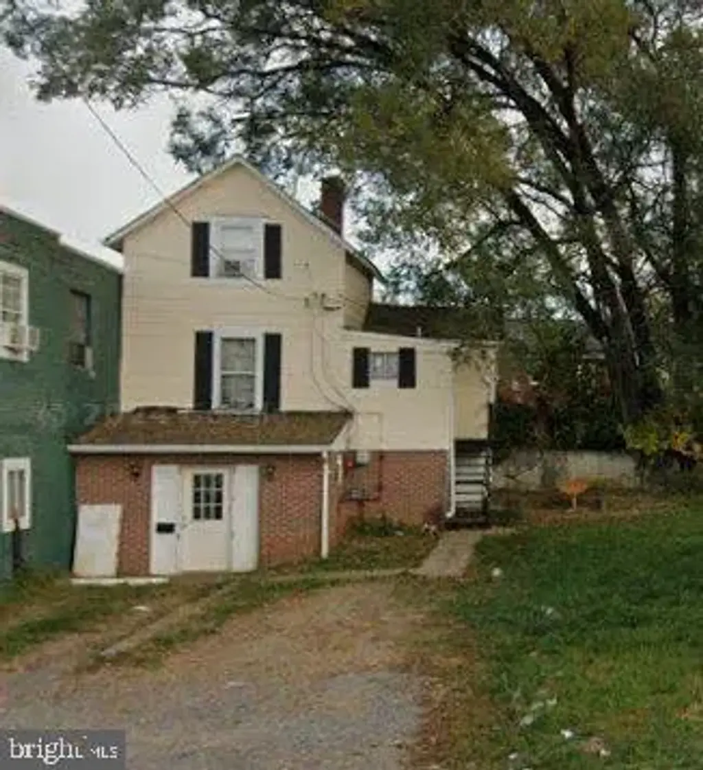 632 Winchester Ave, MARTINSBURG
