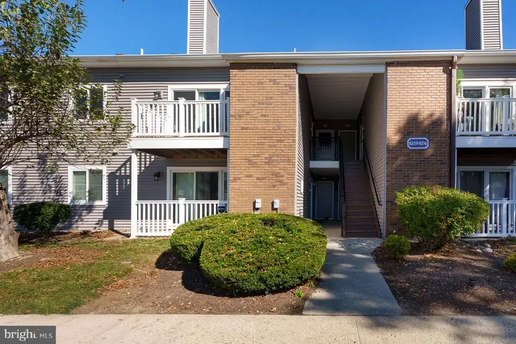 8210 Tamarron Dr, PLAINSBORO