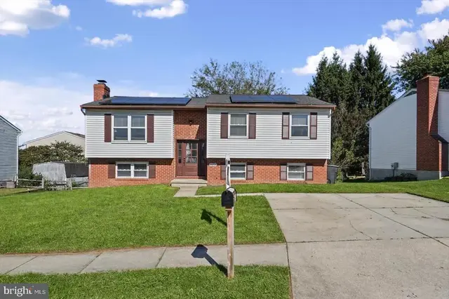 9453 Seven Courts Dr, Baltimore