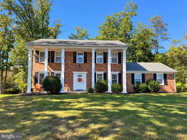 26216 Rudale Dr, Clarksburg