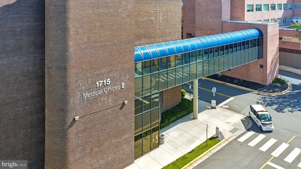 1715 N George Mason Dr #408, ARLINGTON