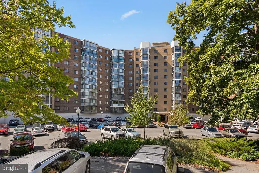 15115 Interlachen Dr #3-225, SILVER SPRING