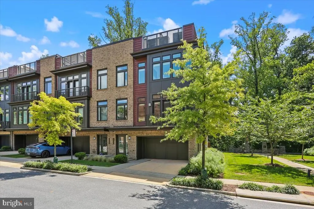 5352 Merriam St, BETHESDA