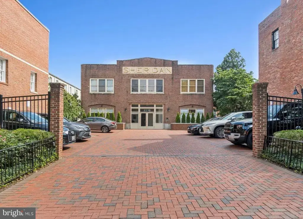 2516 Q St Nw #q206, WASHINGTON