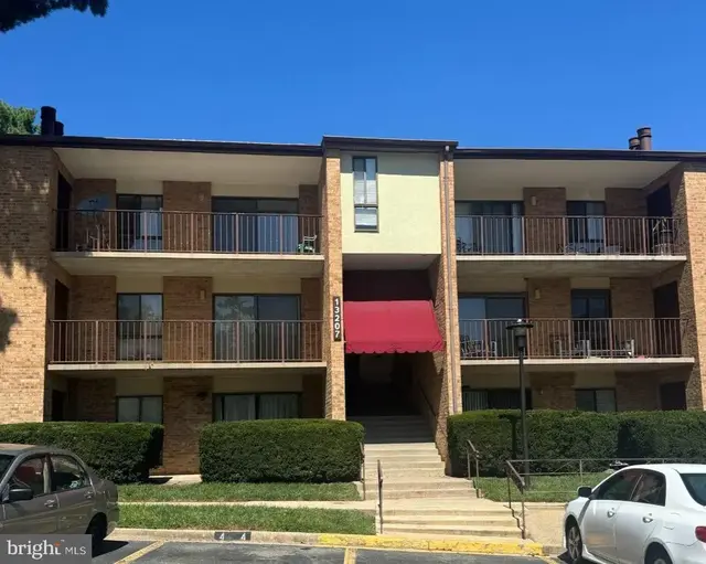 13207 Dairymaid Dr #301, Germantown