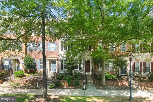 805 Main St, Gaithersburg