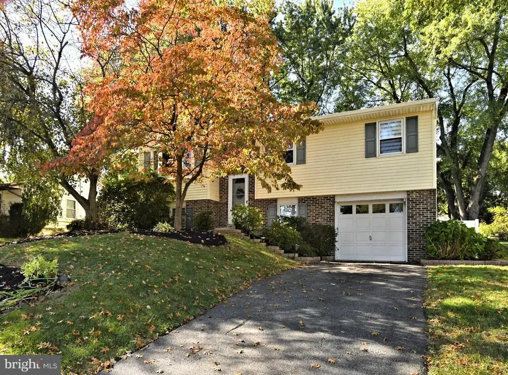 34 Chestnut Ln, BECHTELSVILLE