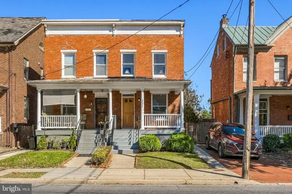 231 W South St, FREDERICK