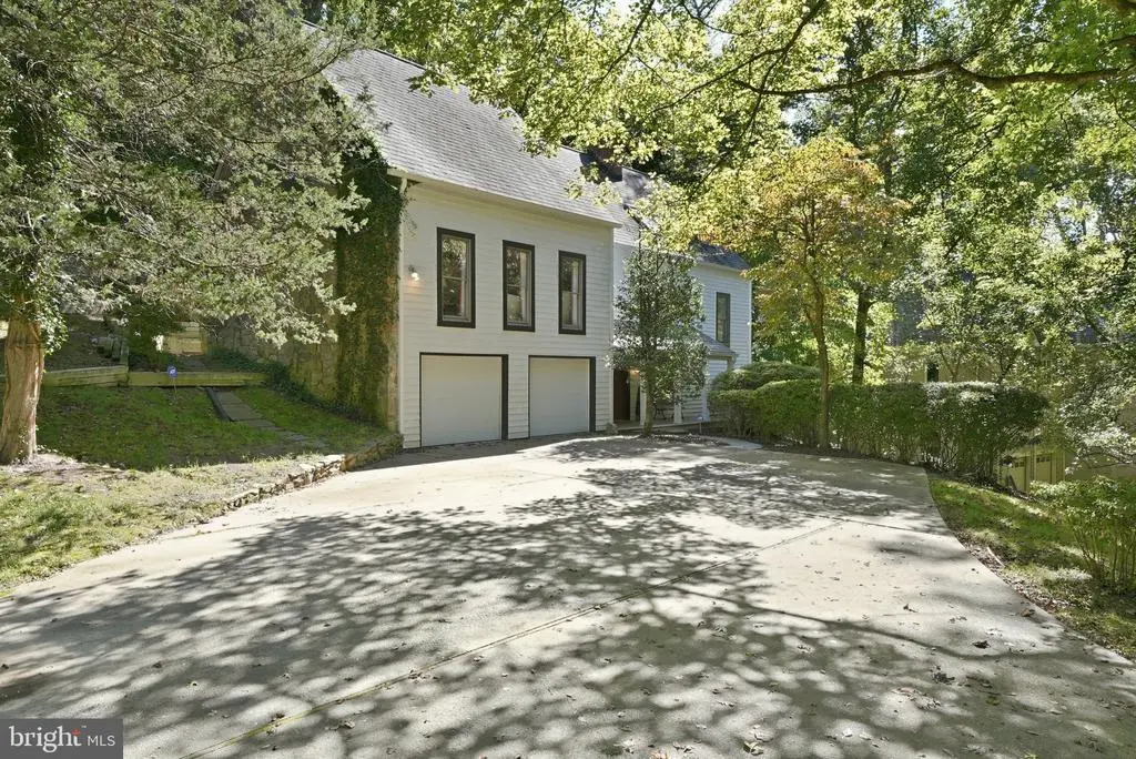 1345 Kirby Rd, MCLEAN