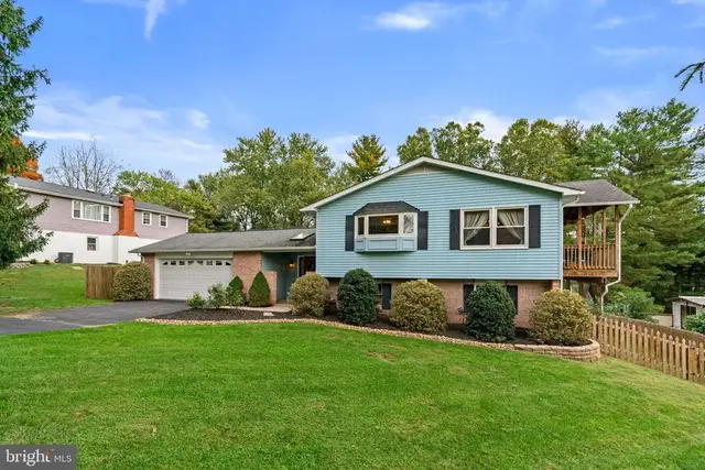 10338 Lombardi Dr, Ellicott City
