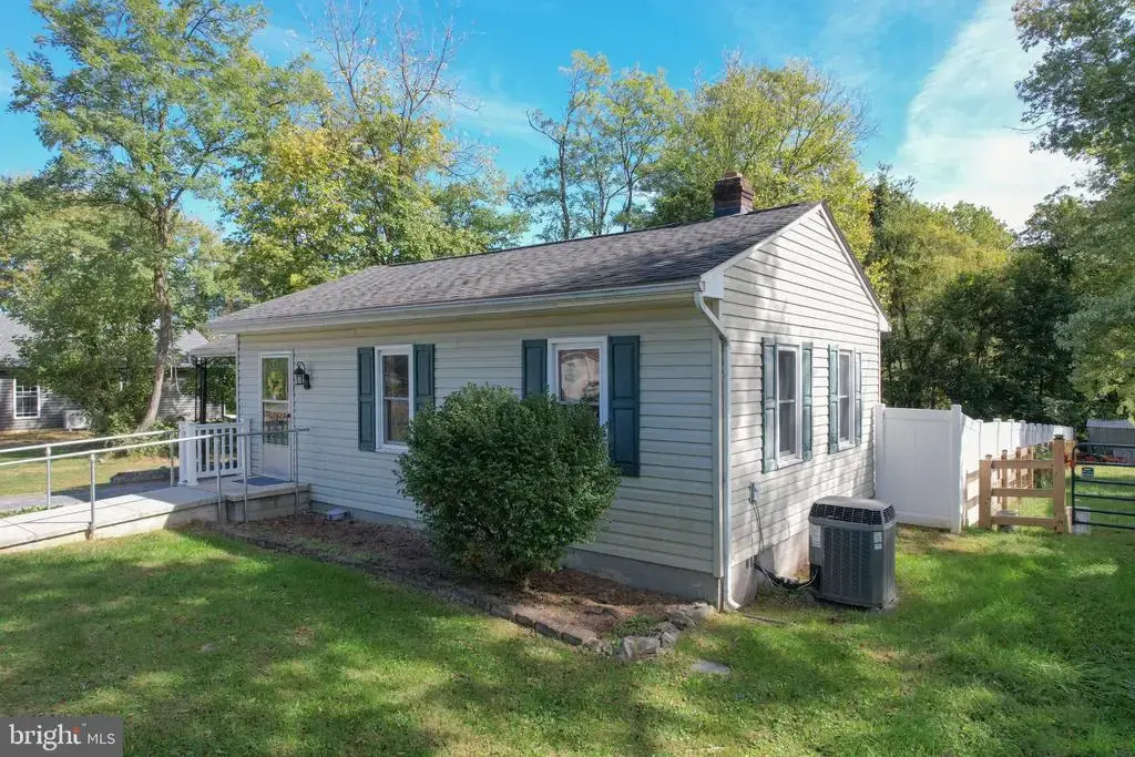 290 Brookdale Ave, MARTINSBURG