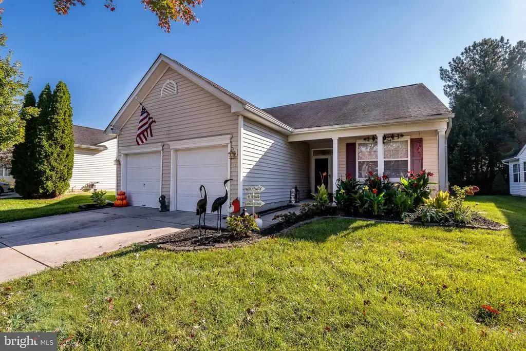 25 Chew Ln, SEWELL