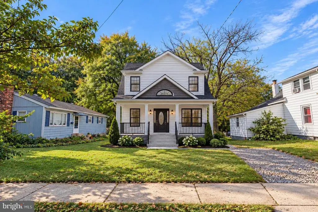 435 Deptford Ave, WOODBURY