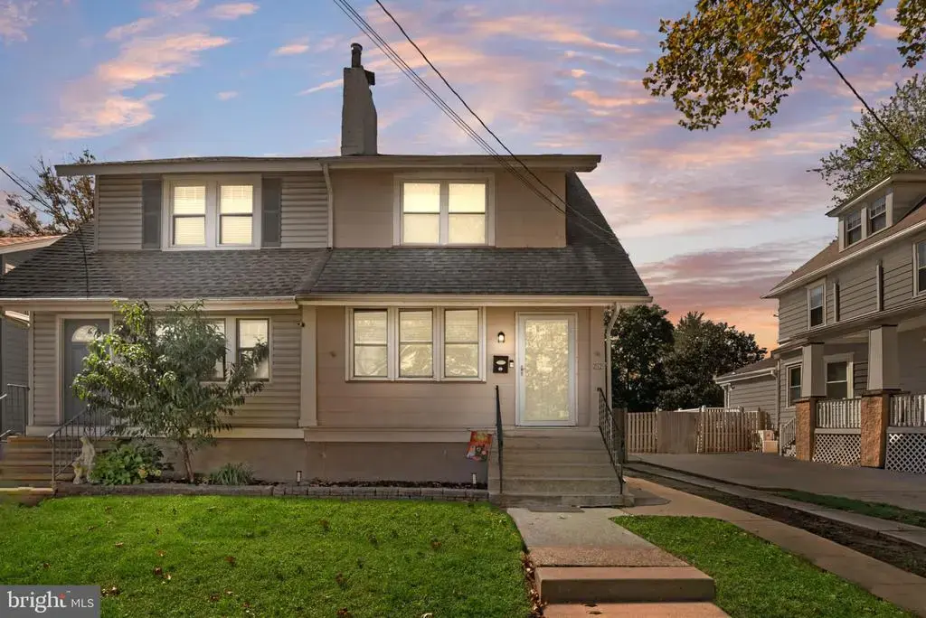 212 Richey Ave, COLLINGSWOOD