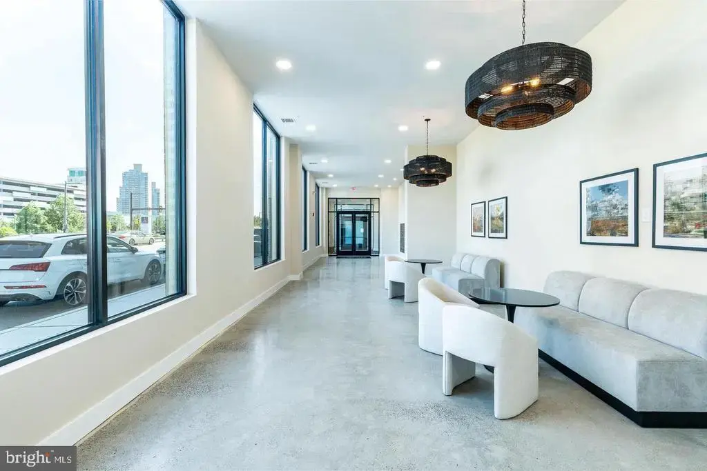 1130 N Delaware Ave #422, PHILADELPHIA
